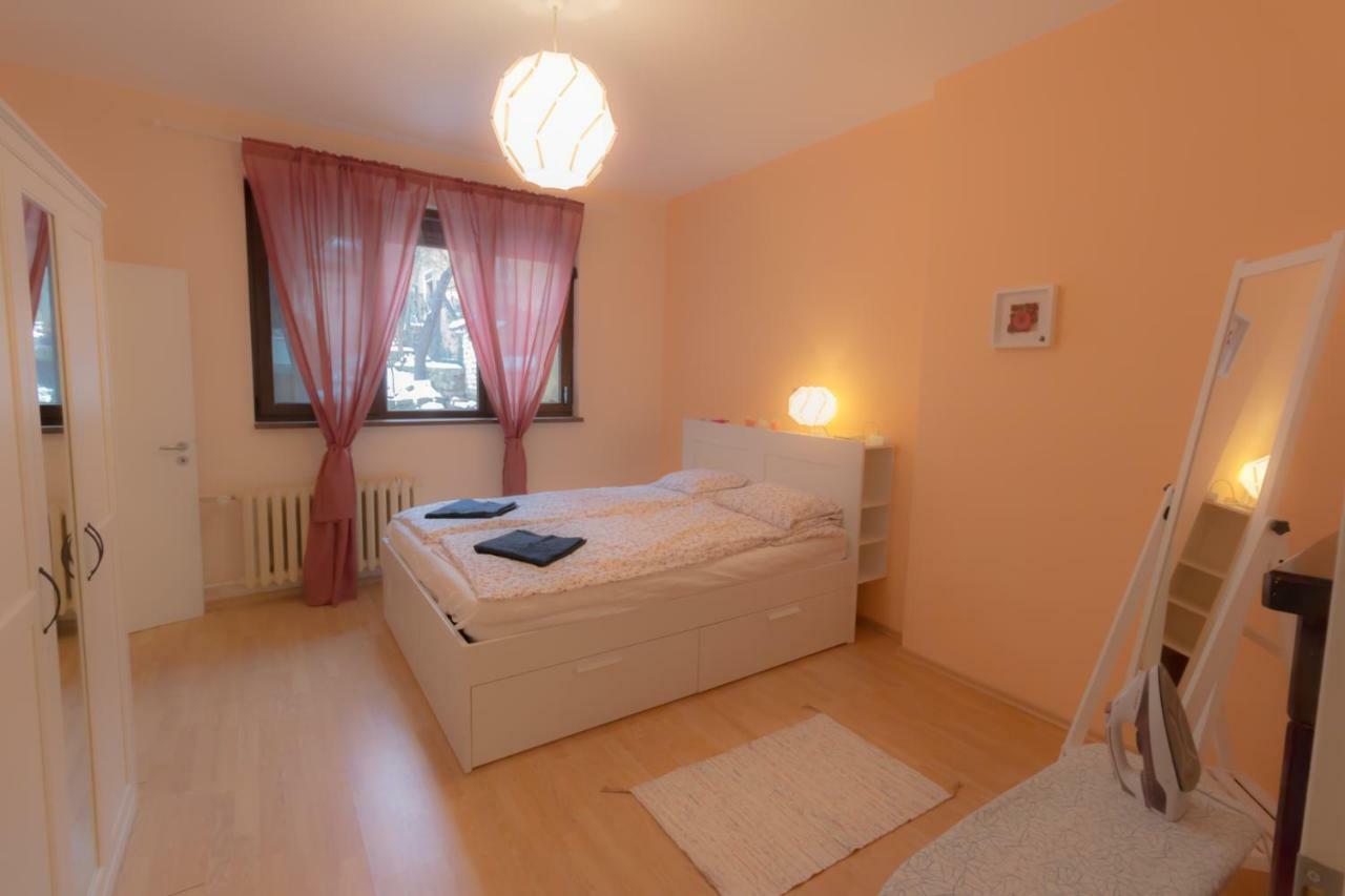 Charming Central Home With Garden Near Parking And Ndk София Екстериор снимка